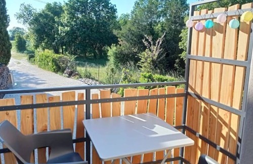 Allex House | T2 Tout Nouveau, Tout Beau! "Le Petit Pergaud"