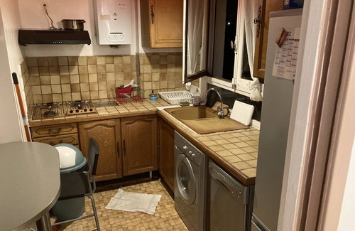 Bagneux Apartment | T3 52m2 15 mn Porte d'Orleans Near all amenities, Wifi 10mn Metro