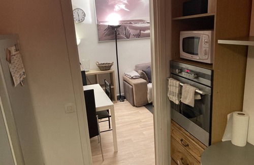 Bagneux Apartment | T3 52m2 15 mn Porte d'Orleans Near all amenities, Wifi 10mn Metro