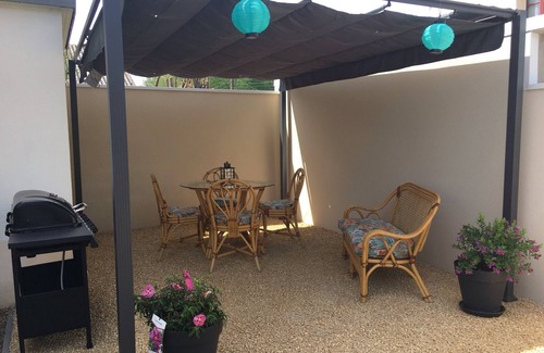 Batz-sur-Mer Apartment | T3 apartment of 50 m2 with large courtyard, quiet close trade and beaches
