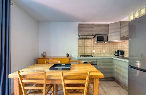 Le Bosc House | T3 Apartment with Garden, Hérault near Lake Salagou