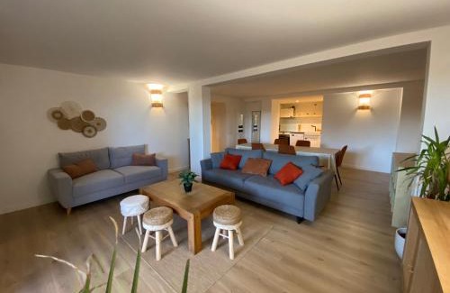 Homps Apartment | T3 bis bord du canal du midi piscine