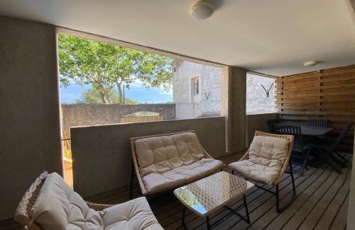Homps Apartment | T3 bis bord du canal du midi piscine