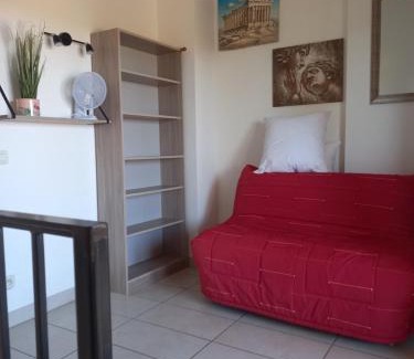 Les Hauts de Canet Apartment | T3 duplex malibu village pass piscine en supplément 2 a 8 personnes
