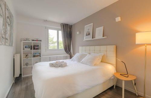 Cuire Apartment | T3 lumineux pour 6 personnes proche métro Lyon