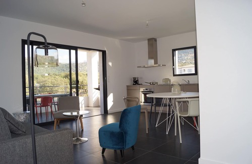 Monticello Apartment | T3 RESIDENCE PETRADORU ILE-ROUSSE CHARM COMFORT POOL