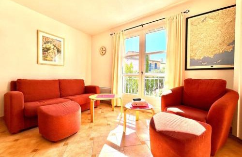 La Mole Apartment | T3 with swimming pool near St Tropez