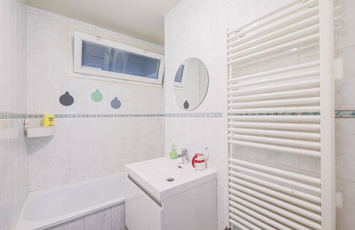 Secteur 4 Apartment | T4 Spacieux Tout Confort /Parking Gratuit , Idéal Pour Vacance ou Travail