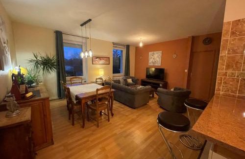 Delle Apartment | T4 Super confort Gare de Delle