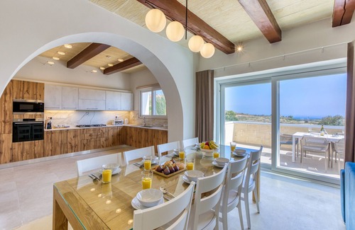 Ta' Għammar Villa | Ta Guza - Ghasri Holiday Home