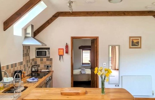 Fivelanes Cottage | Ta Mill Hayloft Cottage in a Stunning Retreat