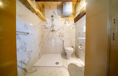 Ta' Pinu Bed & Breakfast | Ta' Pinu B&B