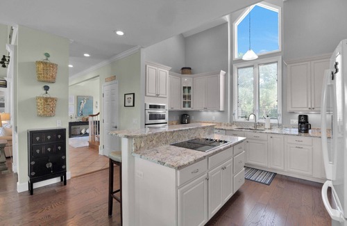 Saint Helena Island House | Tabby on the Tee - Four Bedroom House, Sleeps 15