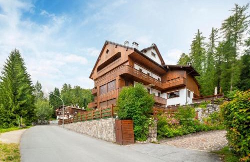 Cortina d'Ampezzo Apartment | Tablà del Bosco R&R