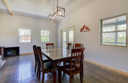 Golden House | Table Rock Lakefront on 2 Acres with firepit