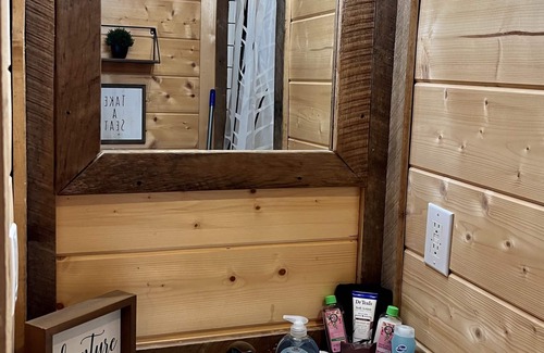 Eagle Rock Cabin | Table Rock Tiny Homes Rock Creek Cabin