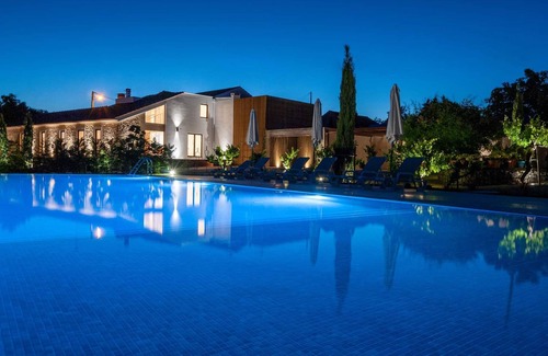 Ourem Cottage | TACOARIA HOUSE WITH POOL