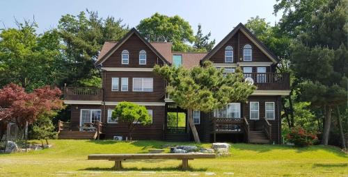 Taean House | Taean Anmyeondo Pension Marimo