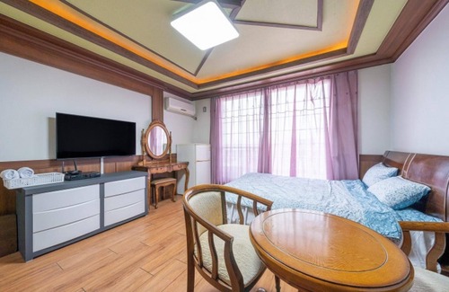 Kasinae House | Taean Hakampo Sunrise Pension