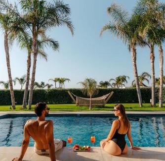 Tingaki Hotel | TAF Villas Beach Resort with Tesla