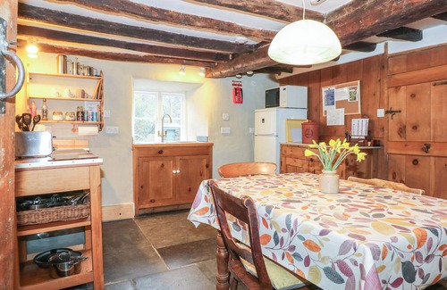 Maentwrog Cottage | TAFARN TRIP, family friendly in Tan Y Bwlch, Maentwrog