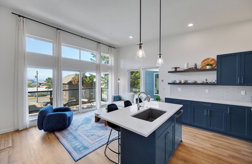 Lincoln City Condo | Taft District New Build 2-bedroom condo in delightful Lincoln City with WiFi, AC
