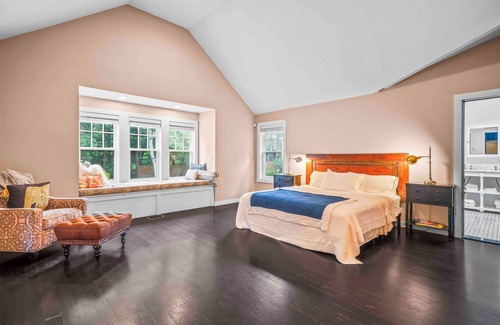 Stockbridge Other | Taggart River House: Modern Luxury Meets Nature: Stunning river views, sleeps 10
