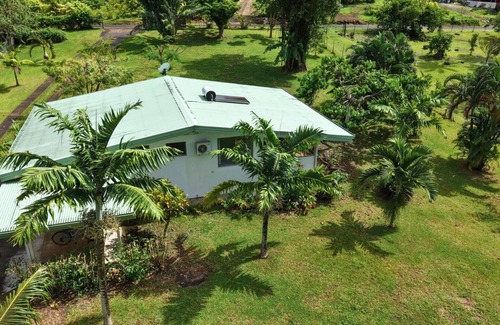 Taha'a Ski Chalet | TAHAA - Fare Motoï seafront