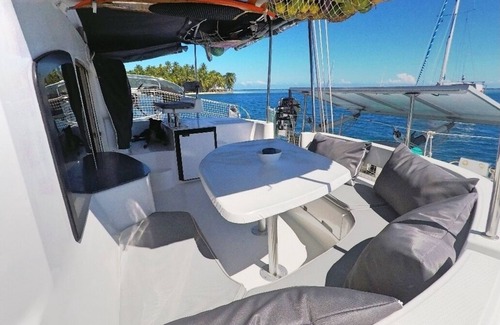 Papeete Boat Rental | Tahiti Charter - Catamaran Trip Agency
