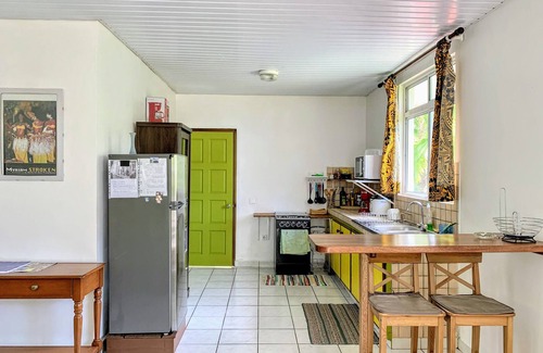 Mahina Ski Chalet | TAHITI - Fare Mitinui Surf Break