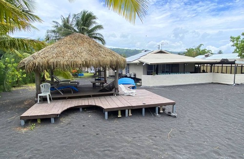 Papara House | TAHITI - Taharuu Bungalow Surf Hoe