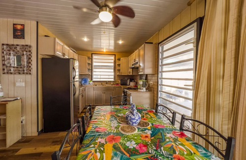 Papara House | TAHITI - Taharuu Bungalows Surf & Beach