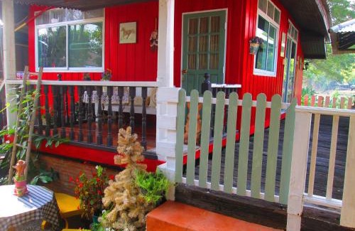 Doem Bang Resort | Tahjeen Riverhome