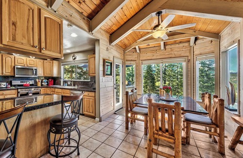 Country Club Estates House | Tahoe Aloha Cabin: TWO Kitchens & Living Rooms, Game Rm, Hot tub, Fitness Equip