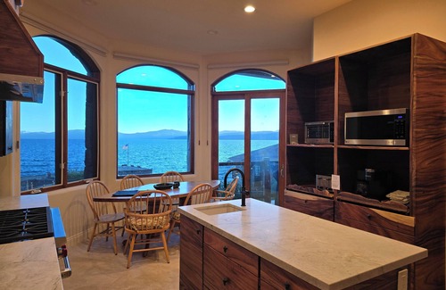 Brockway House | Tahoe luxury Brockway Springs Resort lakefront and heated pool year round