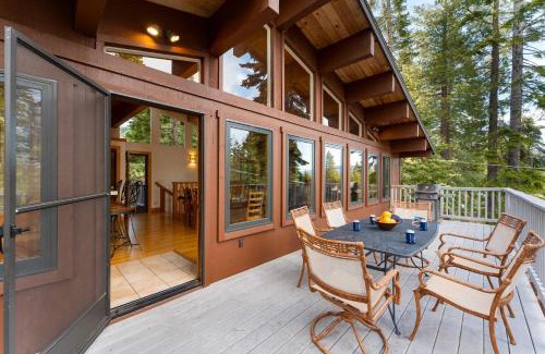 Chamberlands House | Tahoe Timber by AvantStay Beach Lake Access
