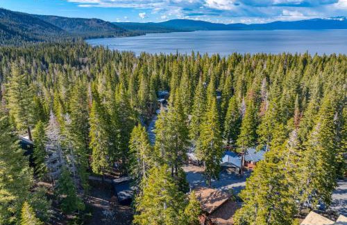 Chamberlands House | Tahoe Timber by AvantStay Beach Lake Access