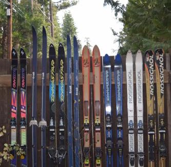 Tahoma Hotel | Tahoma Meadows - Sugar Pine Cabin