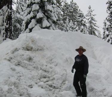 Tahoma Hotel | Tahoma Meadows - Sugar Pine Cabin