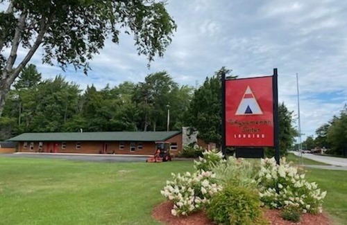 Paradise House | Tahquamenon Suites Lodging - One-Bedroom Suite # 2