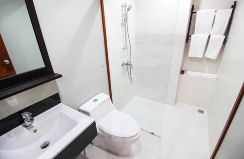 Na Muang Hotel | Tai-Shan Suites