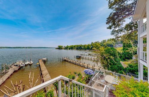Herald Harbor House | Taids Inn