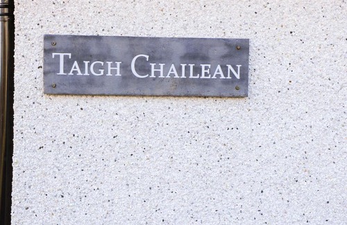 Lewis and Harris House | Taigh Chailean