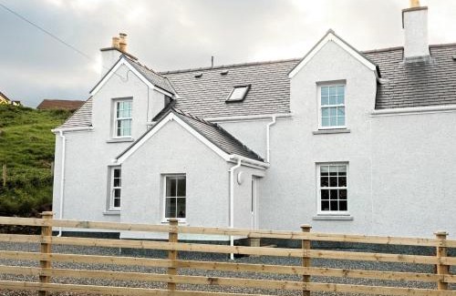Ardroil House | Taigh Eachainn
