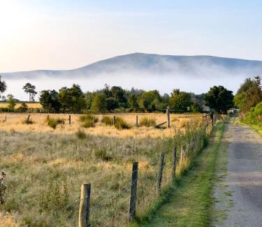 Archiestown House | Taighsona Bothy, Speyside - amazing views!