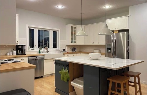 Division No. 8 House | Tail Creek Oasis