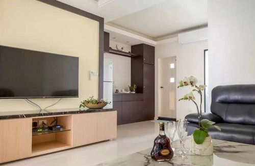 Xinyi Apartment | Taipei 101 MRT warm House 3~7ppl