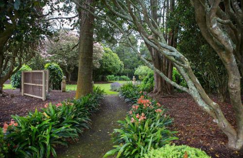 Hawera House | Tairoa Lodge