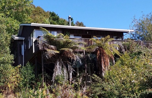 Tairua House | Tairua Comfort