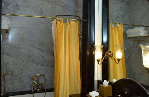 Falaknuma Hotel | Taj Falaknuma Palace